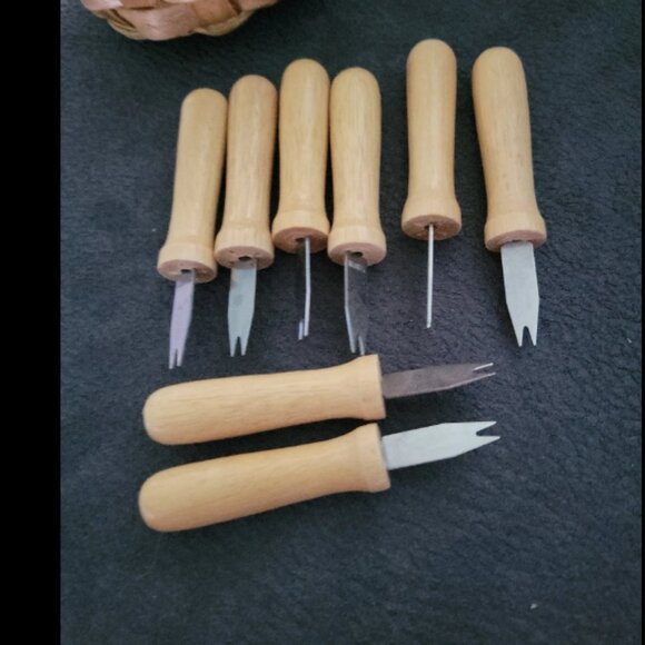 Other - 8 vintage corn cob holders